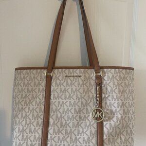 Temple Large Signature Logo Tote Bag